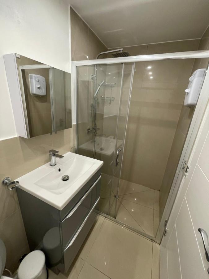 Luxury Studio Apartment Harrow on the Hill Exterior photo